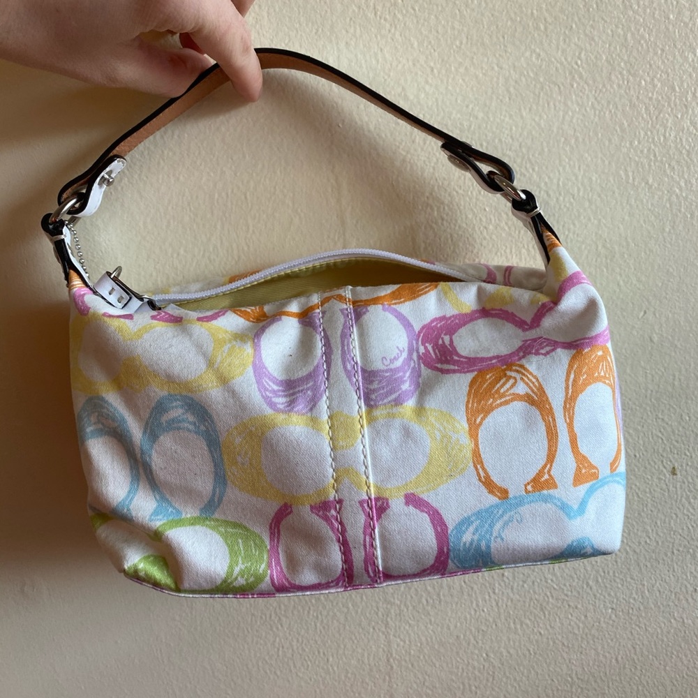 Vintage Coach Purse! - Picture 4 of 7